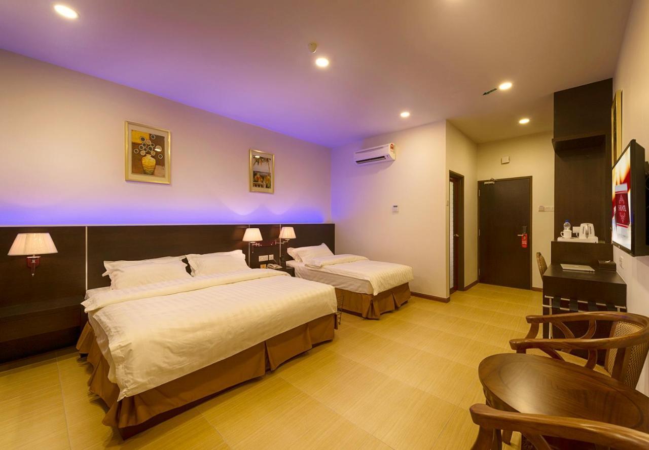 Ernes Hotel Alma Bukit Mertajam Exterior photo